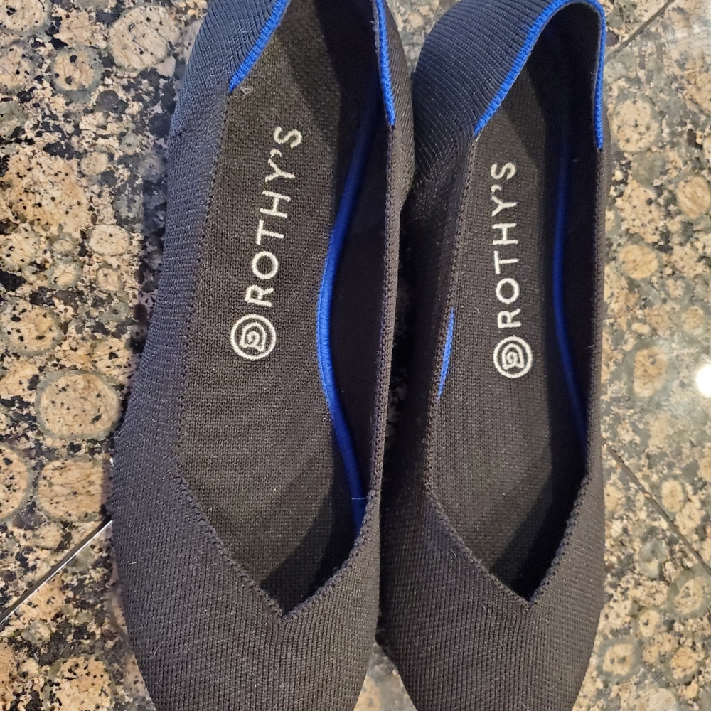Black Rothy's size 10 excellent condition